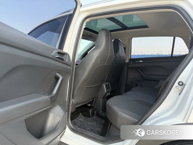Volkswagen Tu Kai 2022 Белый из Китая, фото 5