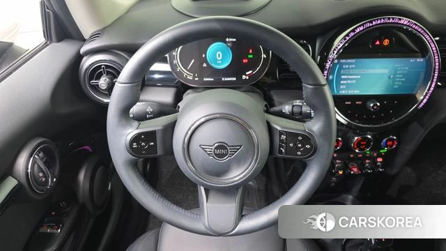 Mini Cooper 2022 Черный из Кореи, фото 5