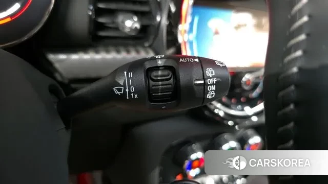 Mini Cooper S Clubman 2023 Красный из Кореи, фото 5