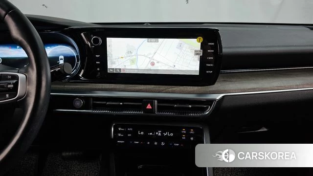 Kia K5 3rd generation 2023 Белый из Кореи, фото 5