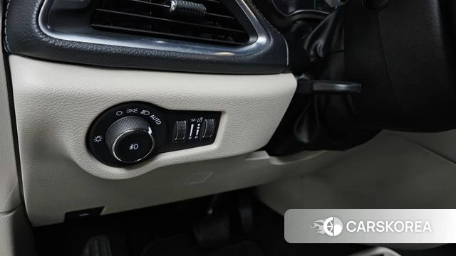 Chrysler Pacifica 2020 Жемчужный цвет из Кореи, фото 5