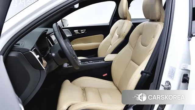 Volvo V60 Cross-Country 2nd Generation 2024 Белый из Кореи, фото 5