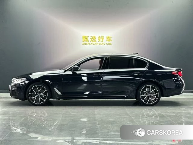 BMW 5 series 2024 Черный из Китая, фото 5