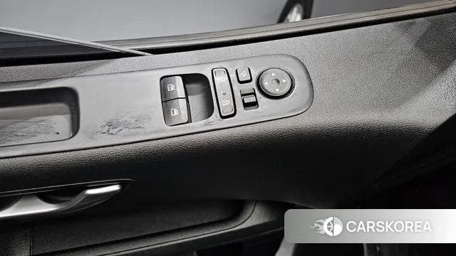 Hyundai Staria 2023 Серебряный из Кореи, фото 5