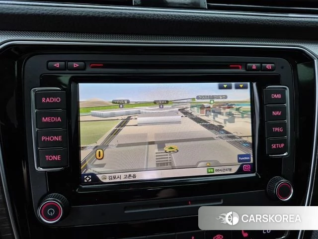 Volkswagen The New Passat 2018 Серебристо-серый из Кореи, фото 5