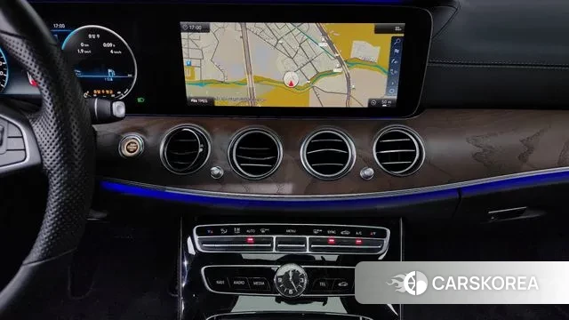 Mercedes-Benz E-Class W213 2018 Синий из Кореи, фото 5