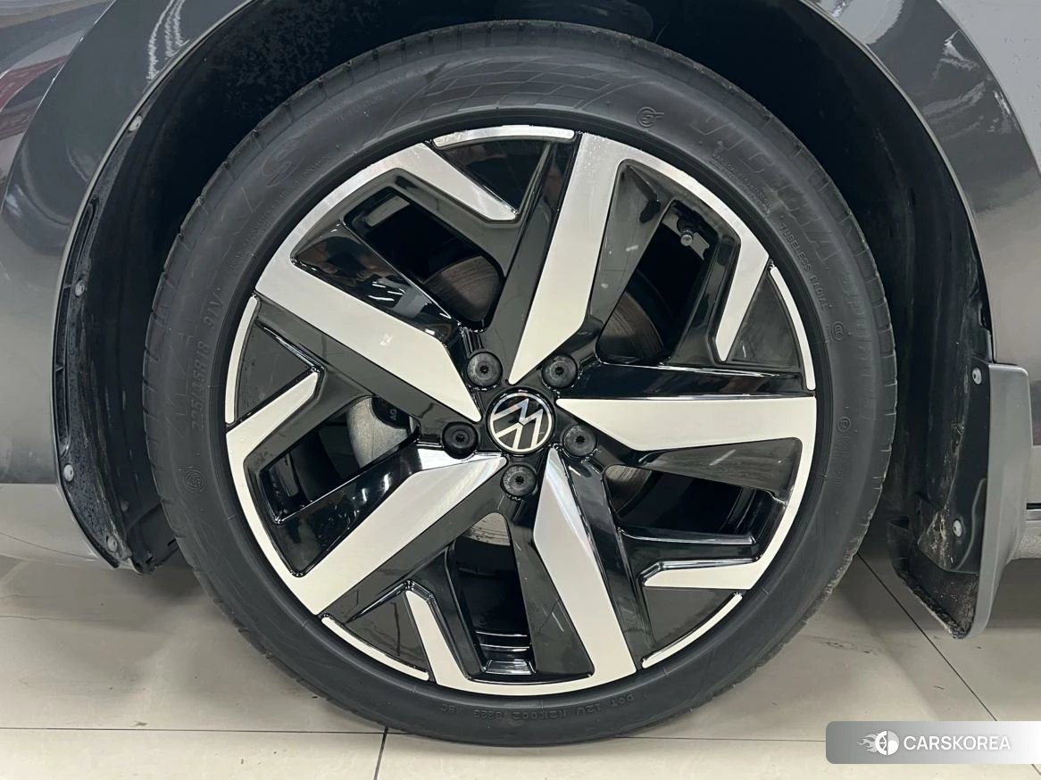 Volkswagen Lingdu 2023 Темно-серый из Китая, фото 5