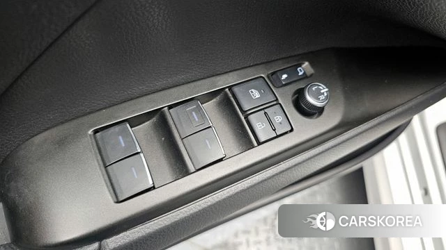 Toyota Camry (XV70) 2021 Белый из Кореи, фото 5