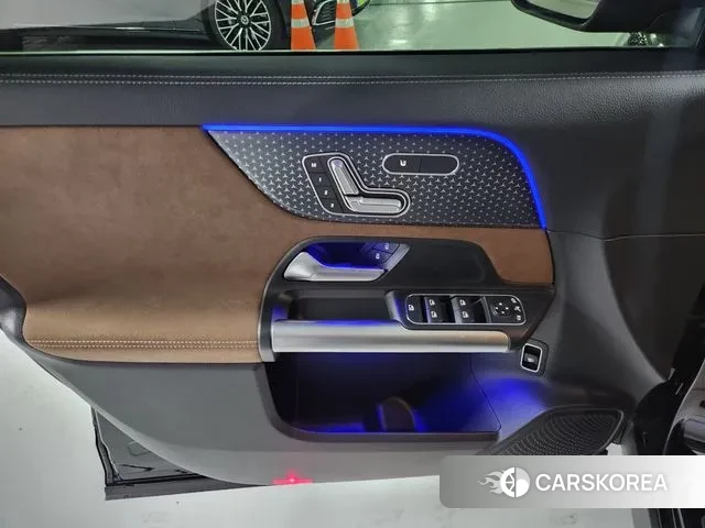 Mercedes-Benz GLA - Class H247 2025 Черный из Кореи, фото 5