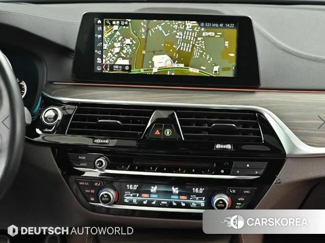BMW 5 Series (G30) 2018 Небесно-голубой из Кореи, фото 5
