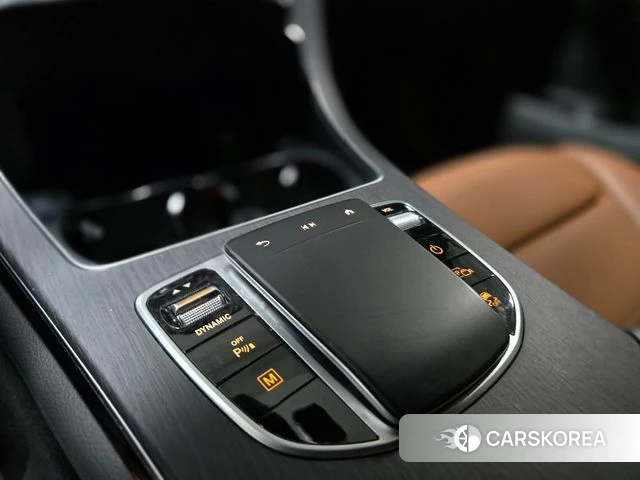 Mercedes-Benz GLC-Class X253 2021 Белый из Кореи, фото 5