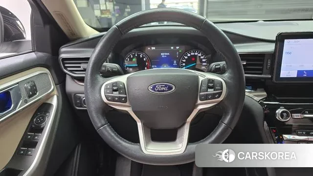 Ford Explorer 6th Generation 2022 Белый из Кореи, фото 5