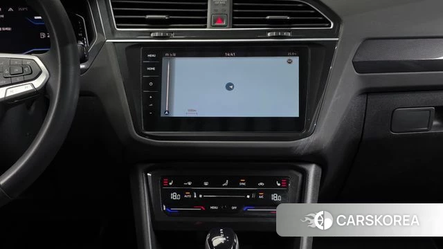 Volkswagen Tiguan second Generation 2021 Белый из Кореи, фото 5