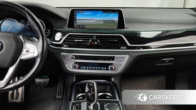 BMW 7 Series (G11) 2018 Белый из Кореи, фото 5