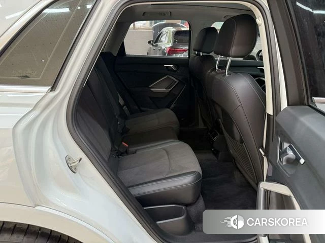 Audi Q3 2023 Белый из Китая, фото 5