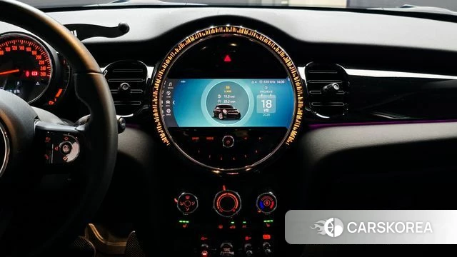 Mini Cooper 2022 Зеленый из Кореи, фото 5