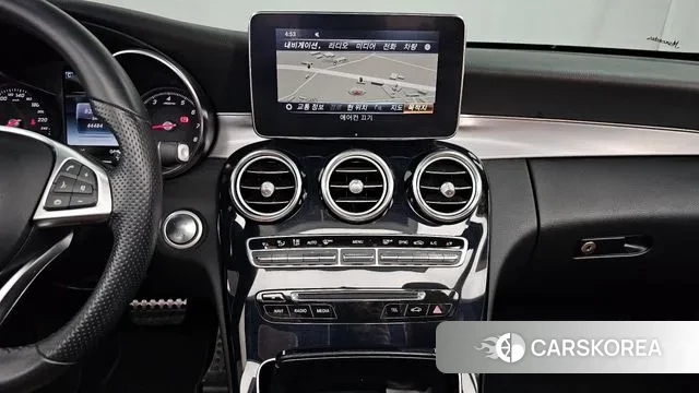 Mercedes-Benz C-Class W205 2018 Белый из Кореи, фото 5