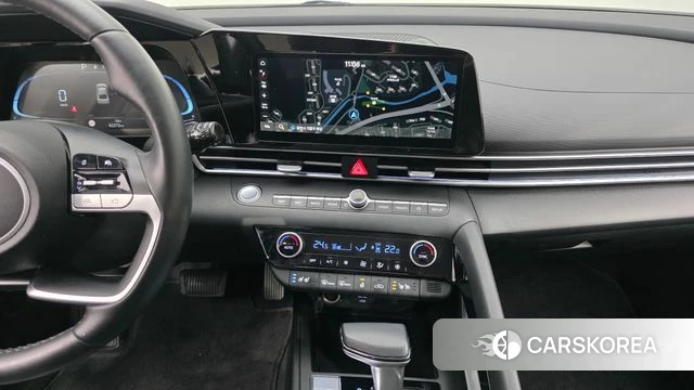 Hyundai The New Avante (CN7) 2024 Белый из Кореи, фото 5