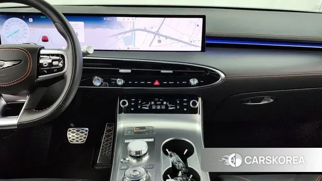 Genesis GV70 2024 Красный из Кореи, фото 5