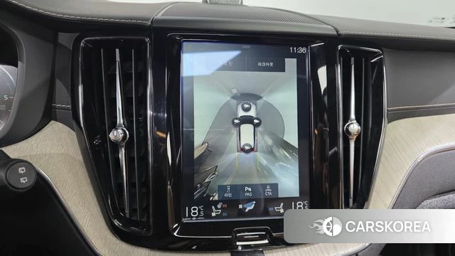 Volvo XC60 second Generation 2018 Черный из Кореи, фото 5