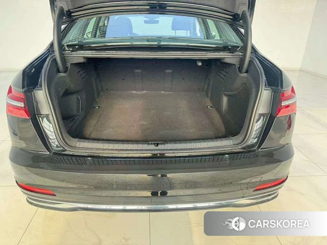 Audi A6L 2023 Черный из Китая, фото 5