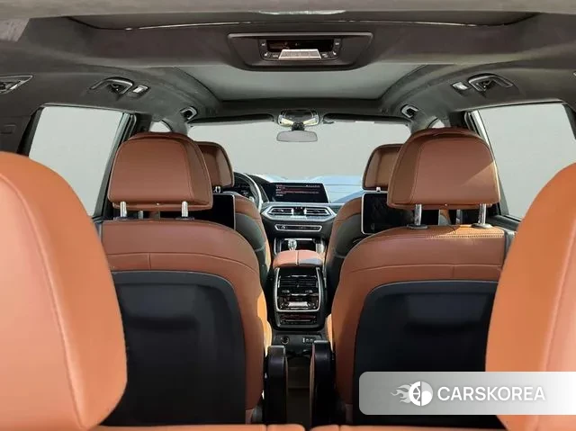 BMW X7 (G07) 2022 Черный двухцветный из Кореи, фото 5