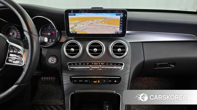 Mercedes-Benz C-Class W205 2019 Белый из Кореи, фото 5