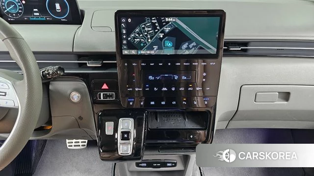 Hyundai Staria 2023 Черный из Кореи, фото 5