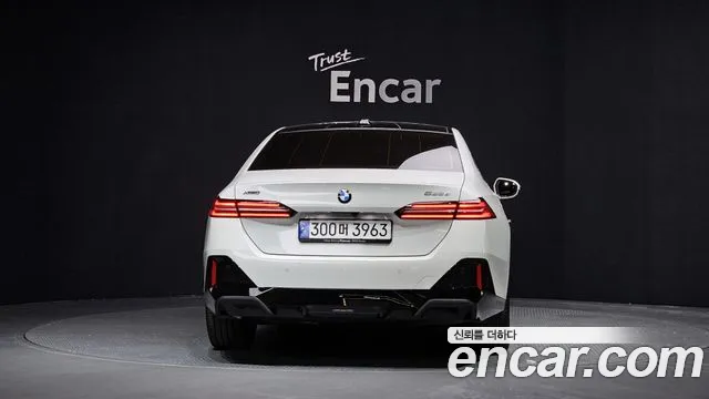 BMW 5 Series (G60) id 2668067 из Кореи 5