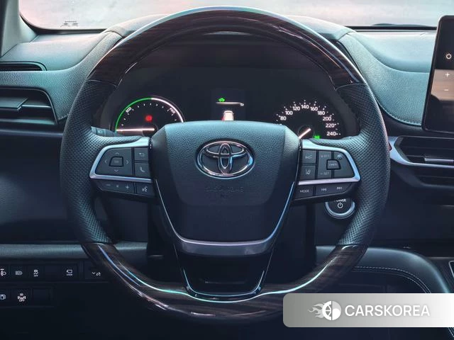 Toyota Saina 2025 Белый из Китая, фото 5