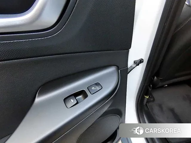 Hyundai The New Kona 2021 Белый из Кореи, фото 5