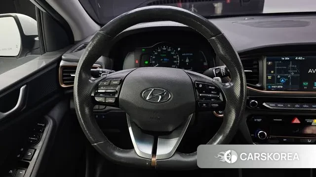 Hyundai Ionic Electric 2018 Серебристо-серый из Кореи, фото 5