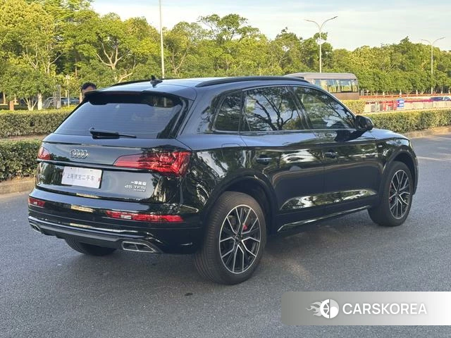Audi Q5L 2025 Черный из Китая, фото 5