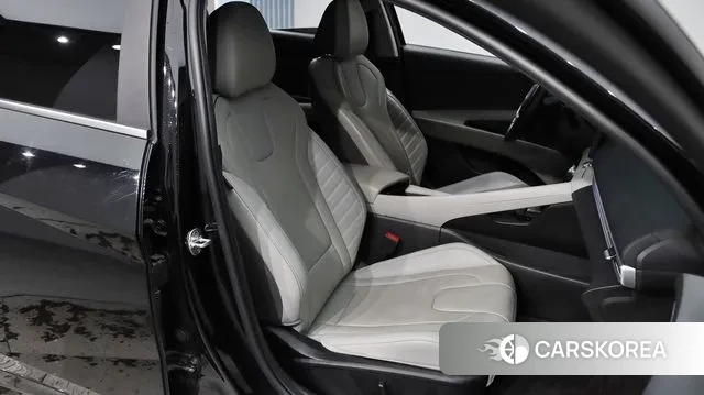 Hyundai Avante (CN7) 2022 Черный из Кореи, фото 5