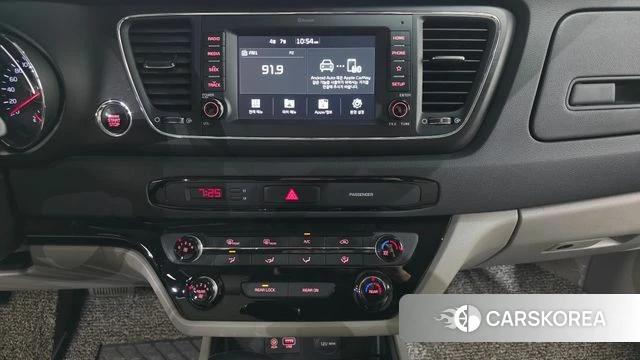 Kia The New Carnival 2018 Белый из Кореи, фото 5