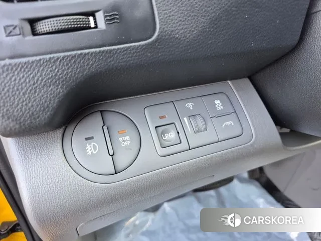 Hyundai The New Grand Starex 2021 Желтый из Кореи, фото 5