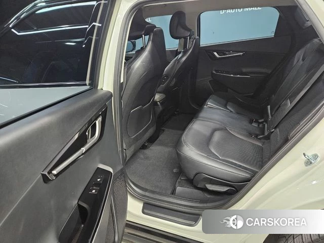 Kia EV6 2022 Жемчужный цвет из Кореи, фото 5