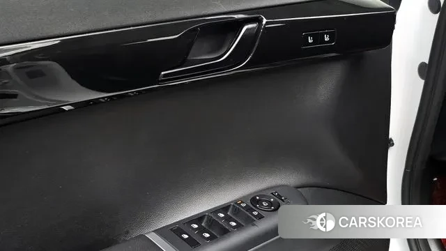 Hyundai Grandeur (GN7) 2023 Белый из Кореи, фото 5