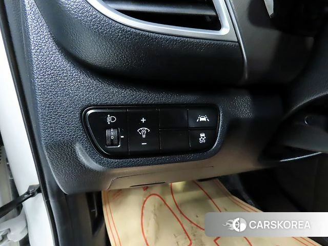 Kia Seltos 2019 Белый из Кореи, фото 5
