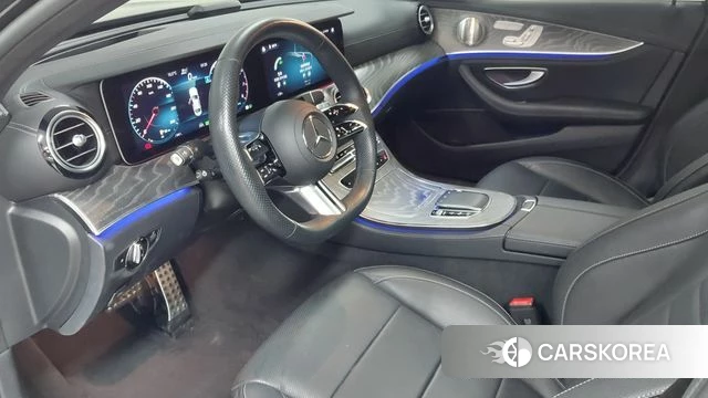 Mercedes-Benz E-Class W213 2023 Черный из Кореи, фото 5