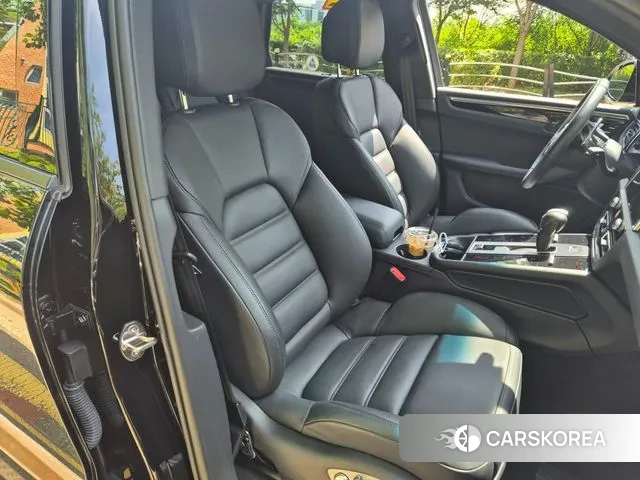 Porsche Macan 2024 Черный из Кореи, фото 5