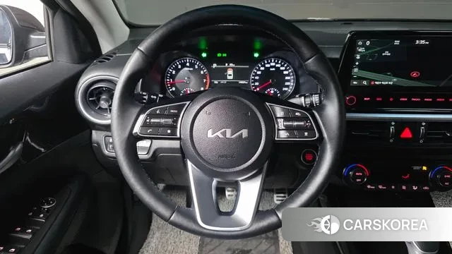 Kia The New K3 2nd generation 2023 Серый из Кореи, фото 5