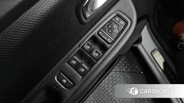 Renault Korea (Samsung) Clio 2019 Белый из Кореи, фото 5