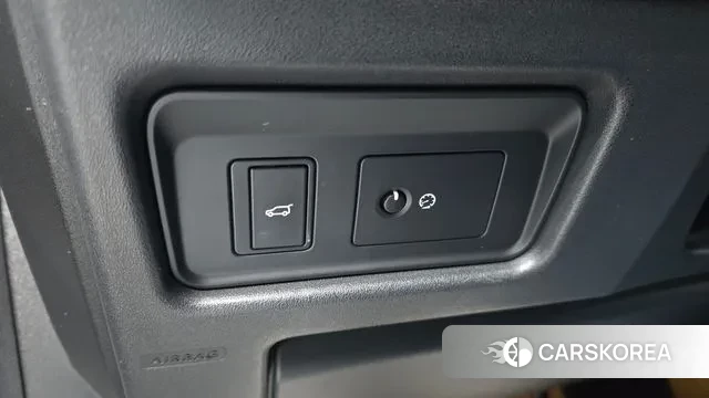 Land Rover Discovery Sports 2018 Черный из Кореи, фото 5