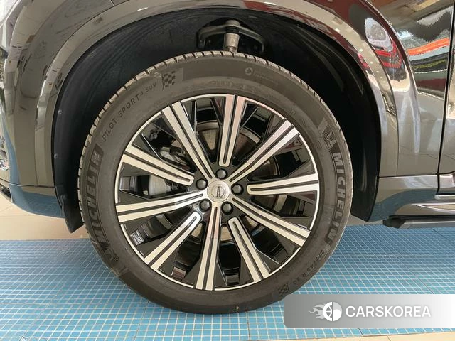 Volvo XC90 2024 Черный из Китая, фото 5