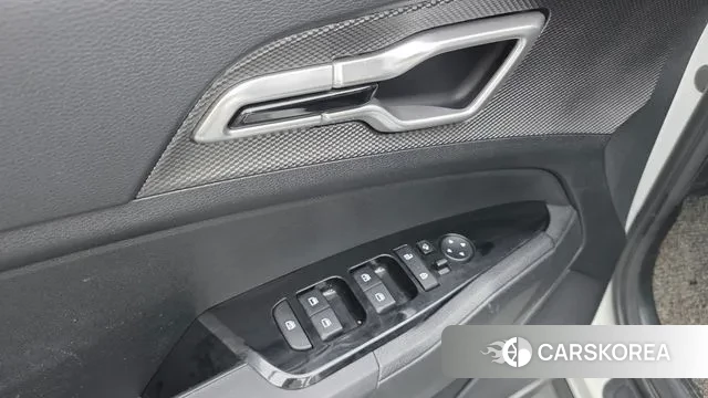 Kia Sportage 5th Generation Hybrid 2021 Белый из Кореи, фото 5