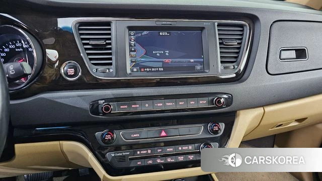 Kia The New Carnival 2018 Черный из Кореи, фото 5