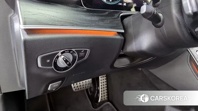 Mercedes-Benz E-Class W213 2020 Черный из Кореи, фото 5