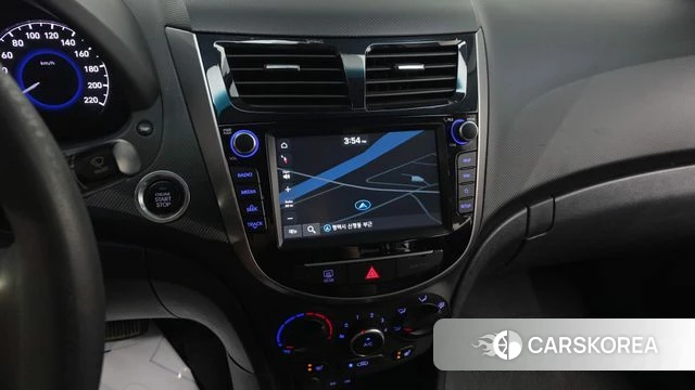 Hyundai Accent (New type) 2018 Белый из Кореи, фото 5