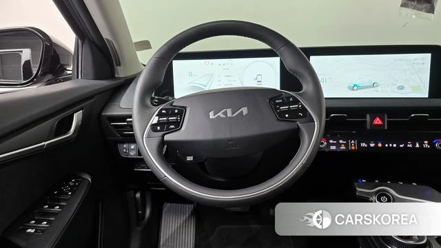 Kia EV6 2023 Серый из Кореи, фото 5